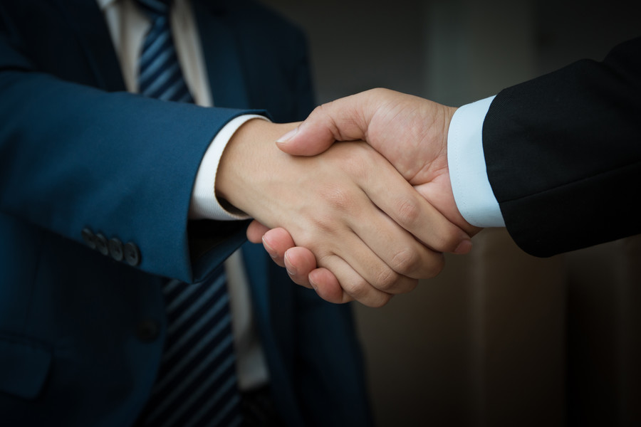 深圳房產糾紛律師解讀：孫女有權收回房產，能讓爺爺奶奶騰房嗎？