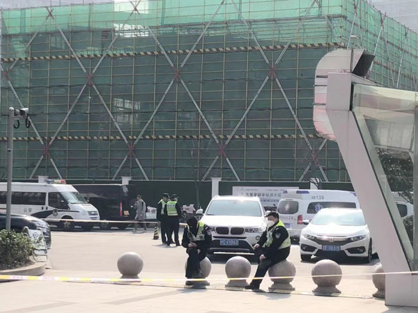 深圳出名的律師告訴您行政行為造成自然人或法人及其他社會組織損害怎么辦