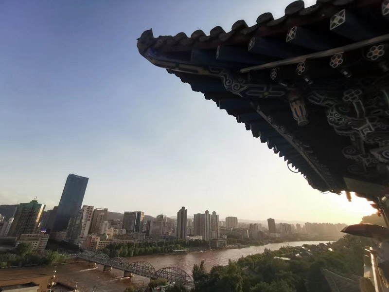 看看深圳遺產律師解析關于遺產酌情調配請求權的社會理想意義是什么？