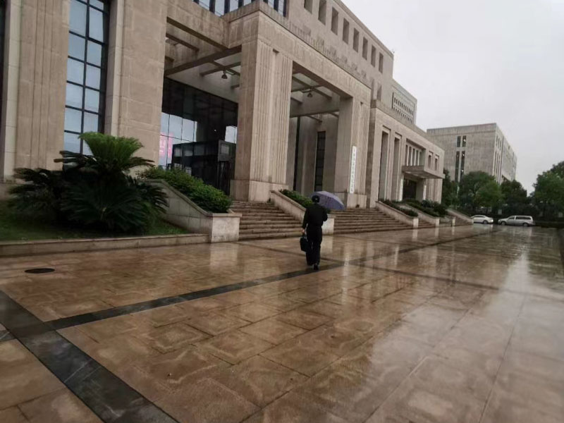 租戶必看！對(duì)于租賃房屋的裝飾裝修應(yīng)當(dāng)如何處理？深圳房產(chǎn)律師網(wǎng)為你答疑