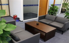 因疫情被封控在家卻被公司告知解除勞動合同