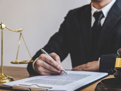 <b>解讀合同變更：深圳合同律師詳解口頭或書面合同變更的法律因素</b>